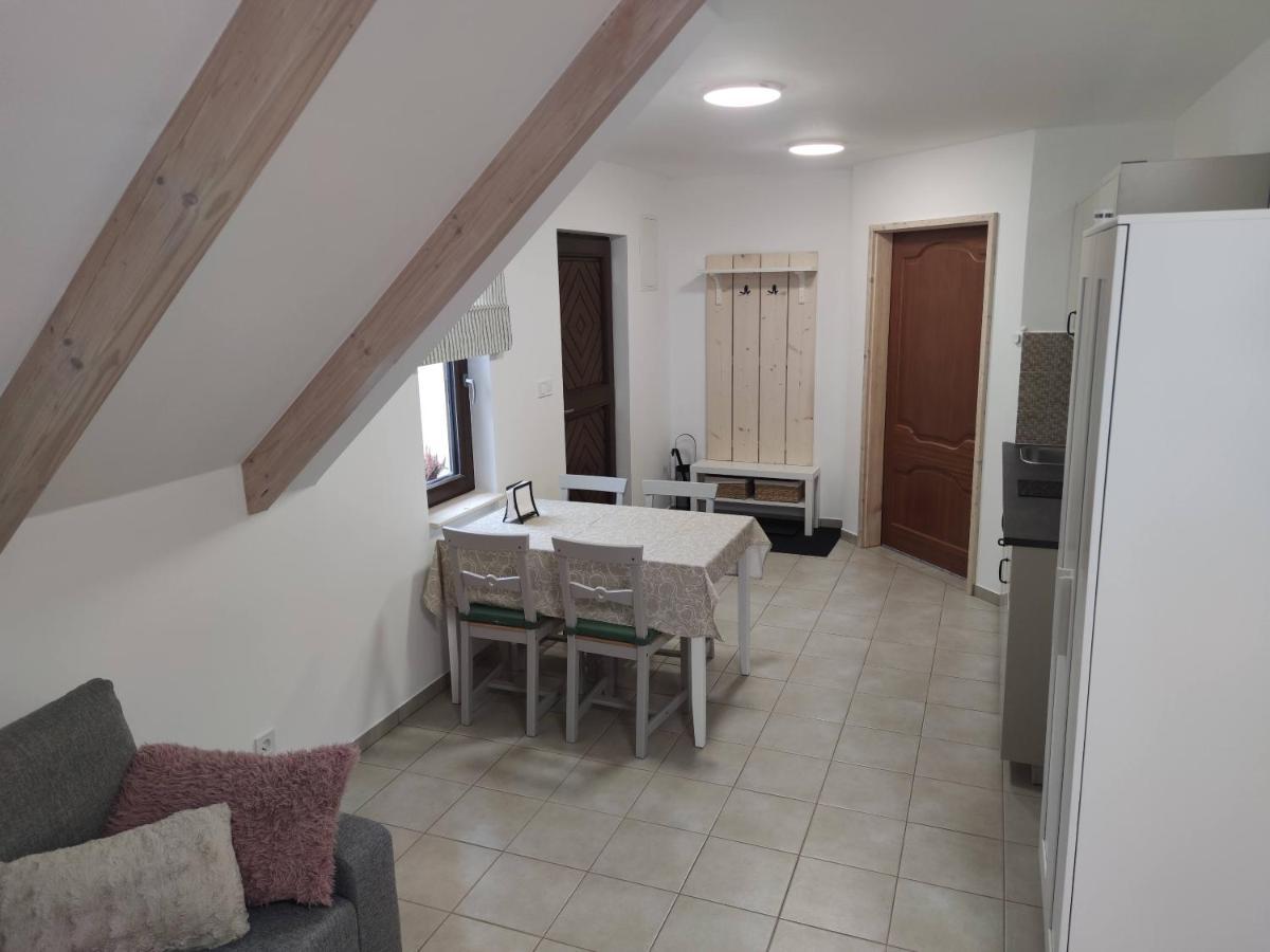 Kosbor Vendégház Monoszlo Esterno foto