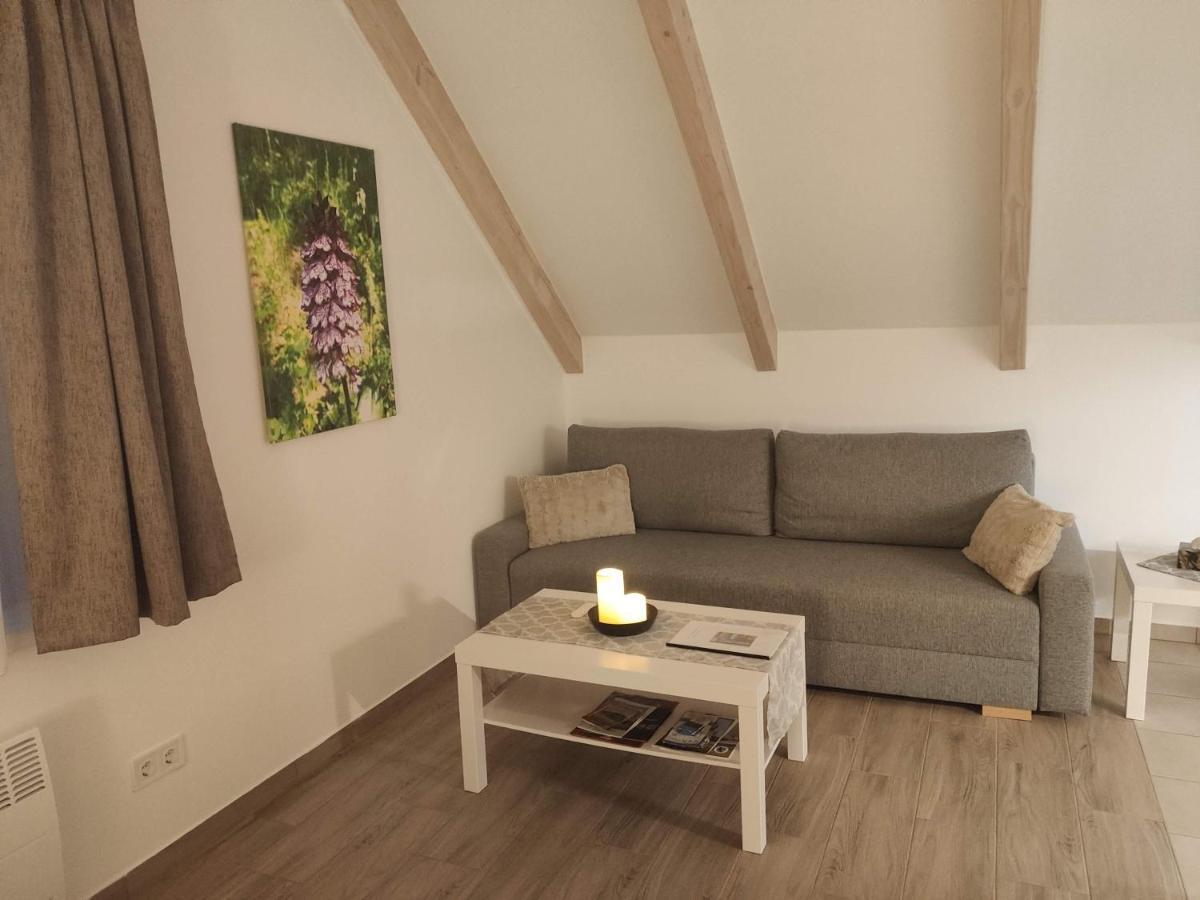 Kosbor Vendégház Monoszlo Esterno foto